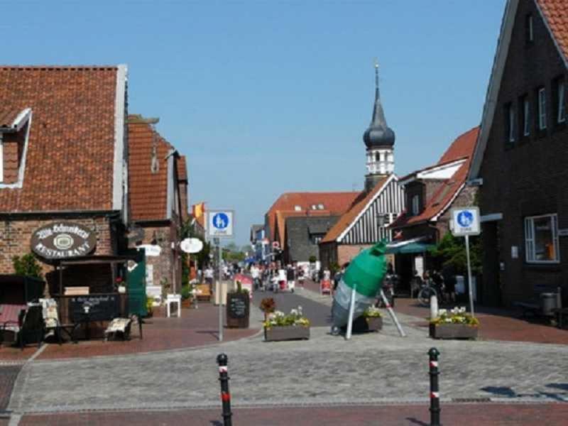 Witte Huus 75m² und 51m² Ferienwohnungen Hooksiel Exterior foto